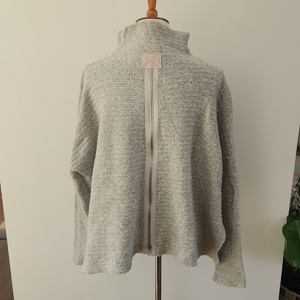 FP Zipper Back Sweater - Picture 4 of 9